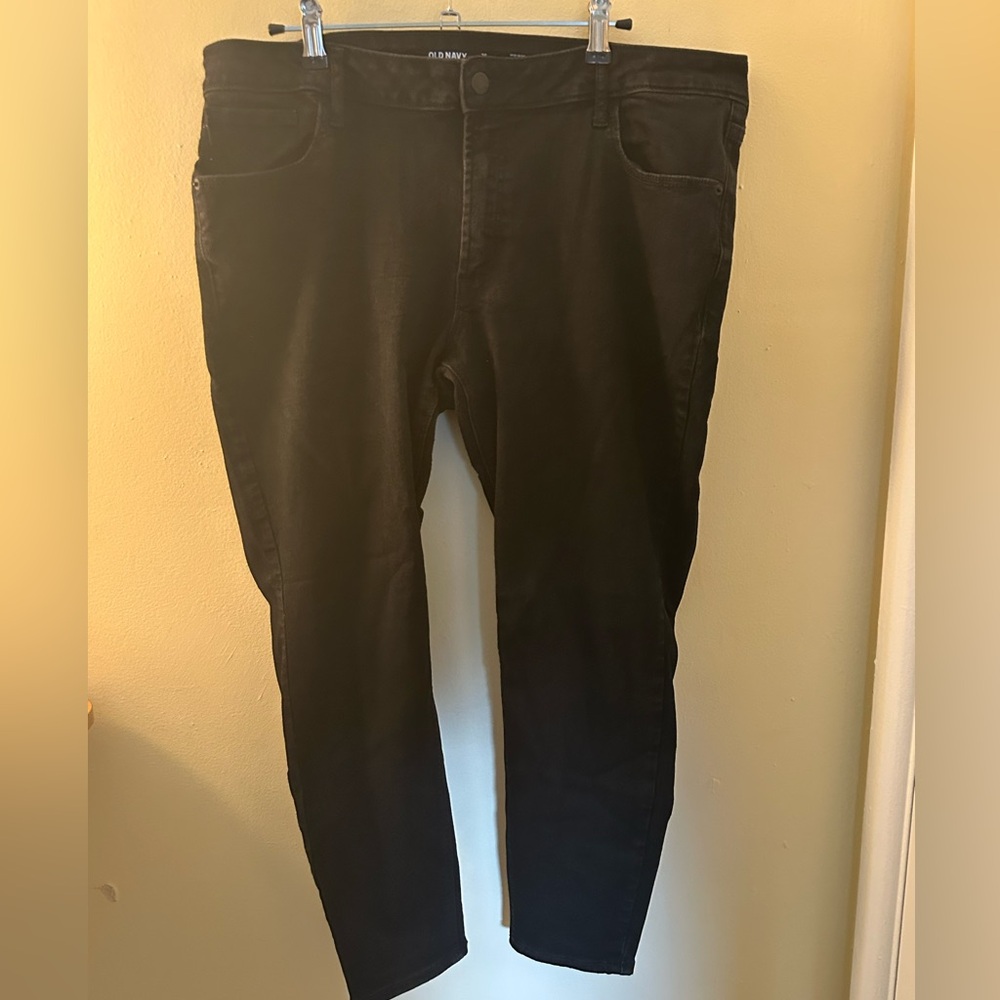 Old Navy Women’s Skinny Black Jeans